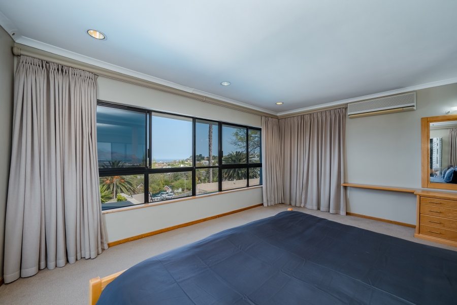 4 Bedroom Property for Sale in La Concorde Western Cape